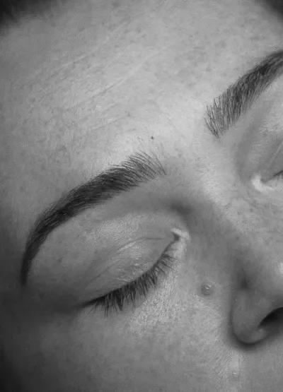 Advanced Brow Shaping